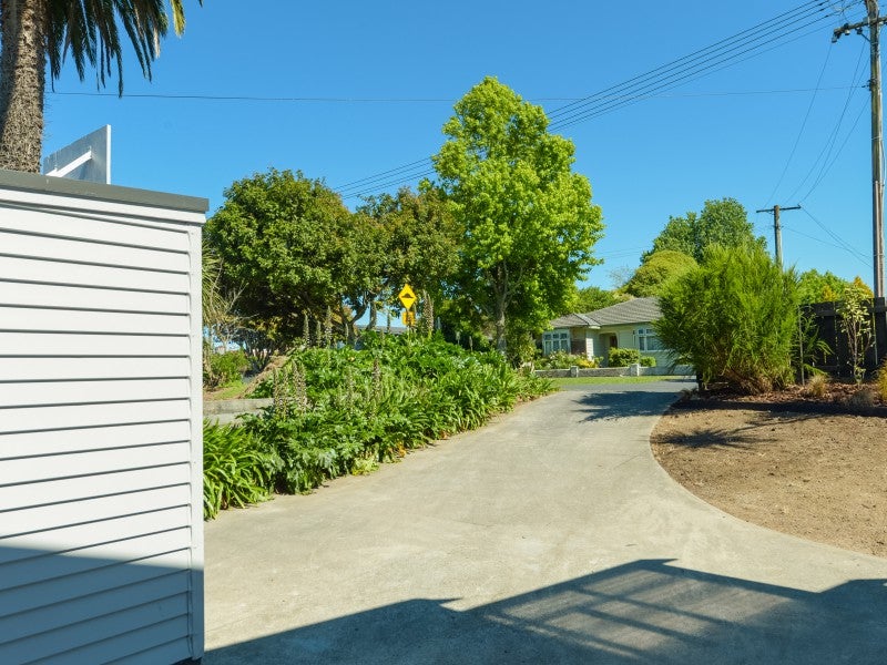 8B Claude Street, Fairfield, Hamilton - Carousel 26