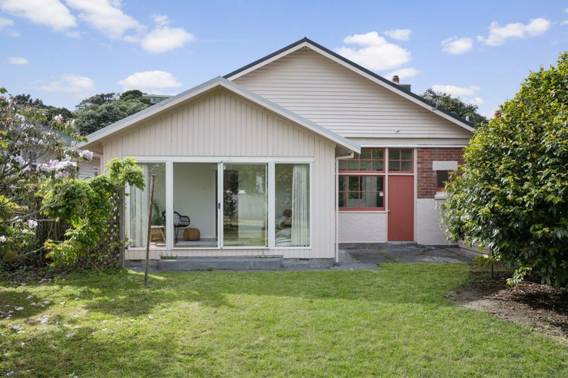 67 Para Street, Miramar, Wellington - Carousel 2