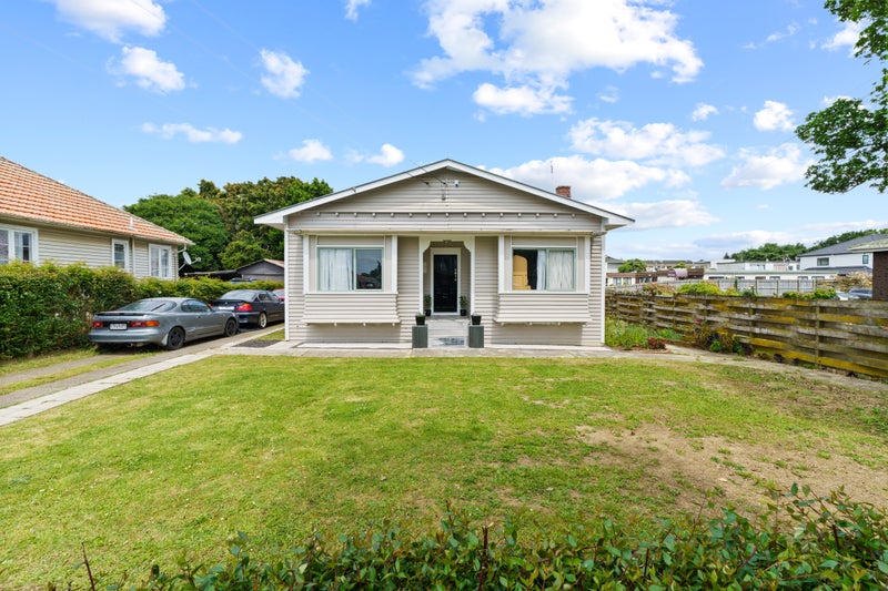 11 Hutton Street, Otahuhu, Auckland - Carousel 1