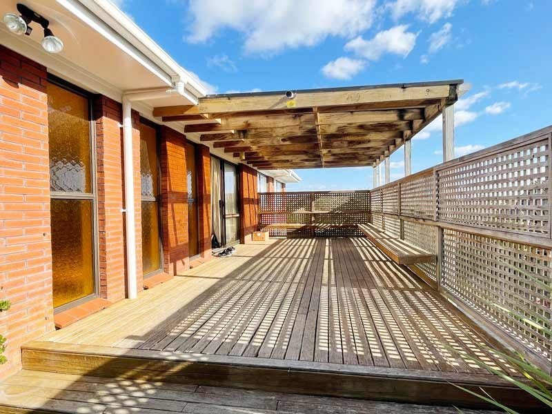66 Mirrabooka Avenue, Botany Downs, Auckland - Carousel 2