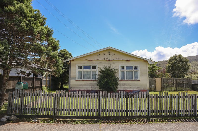 11 Geraldine Street, Greymouth, Greymouth - Carousel 30