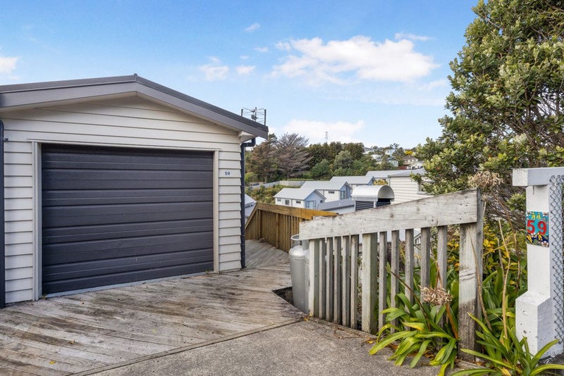 59 Glanmire Road, Newlands, Wellington - Carousel 17