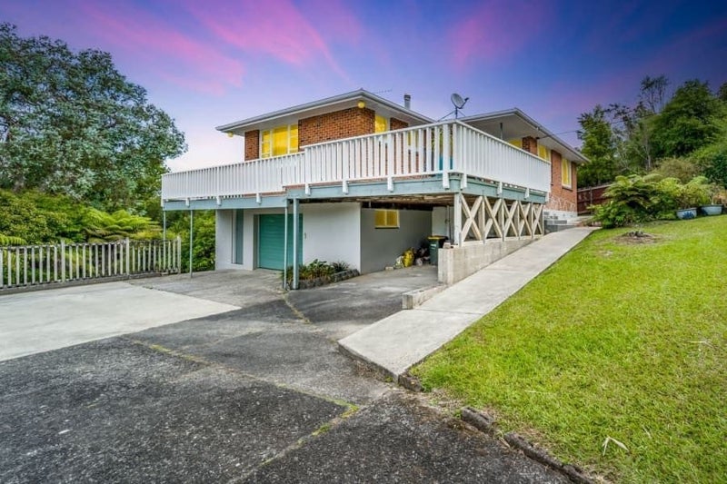 180 Old Titirangi Road, New Lynn, Auckland - Carousel 2