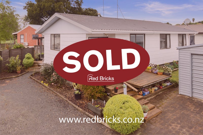 14A Crescent Court, Melville, Hamilton - Carousel 1