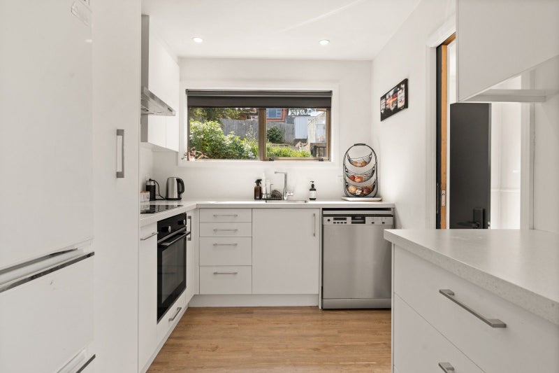 37 North Taieri Road, Abbotsford, Dunedin - Carousel 2