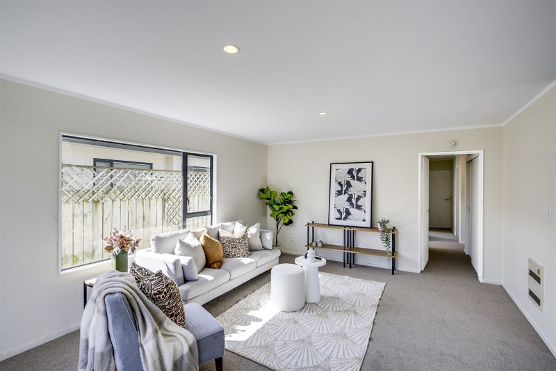 2/145 NELSON Crescent, NAPIER SOUTH, NAPIER - Carousel 1