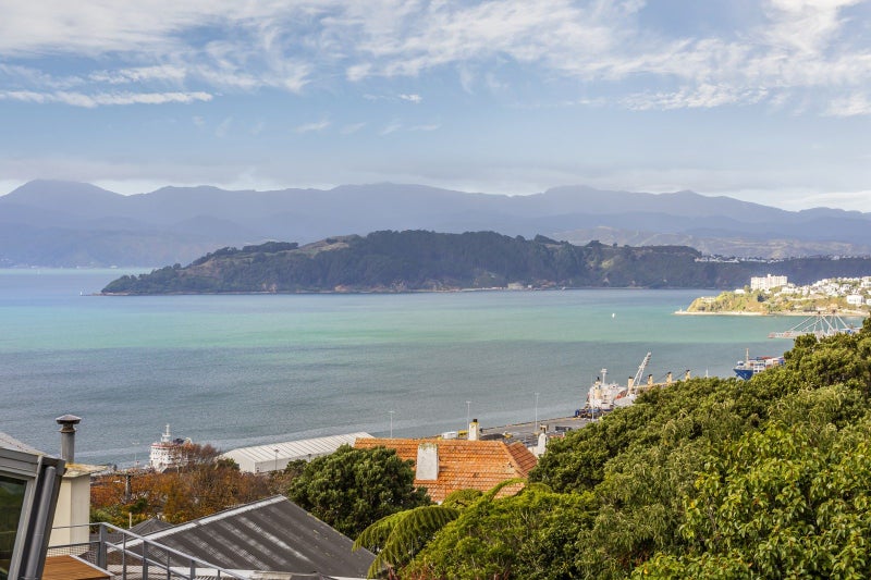 11 Wade Street, Wadestown, Wellington - Carousel 2