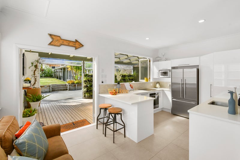 77 Parau Street, Mount Roskill, Auckland - Carousel 1