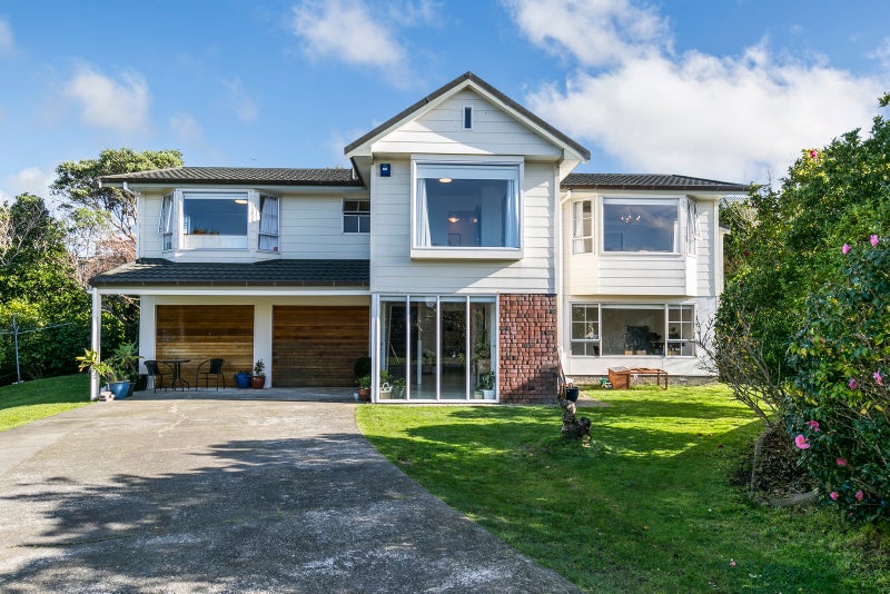 60 Cambrian Street, Churton Park, Wellington - Carousel 22