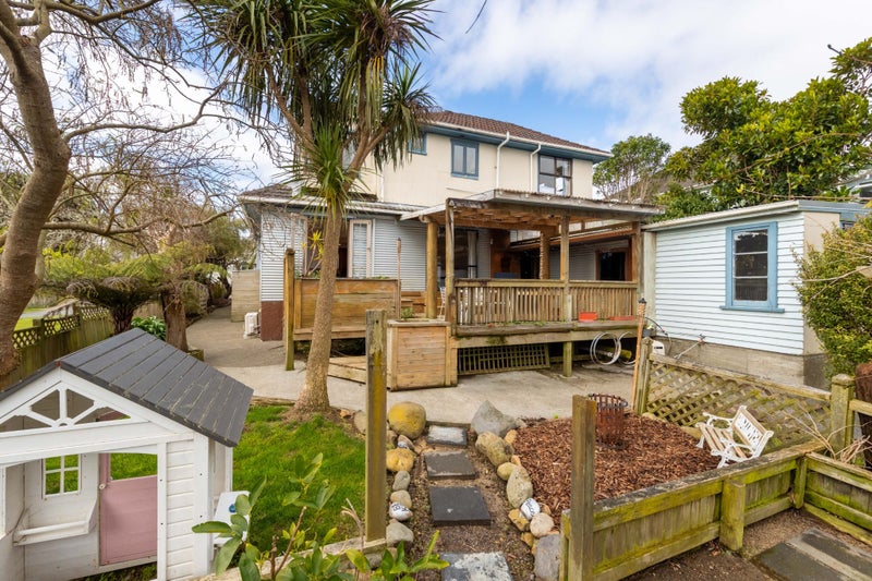 22 Hereford Street, Cannons Creek, Porirua - Carousel 17