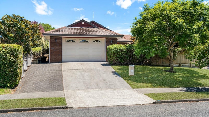 56 Clydesdale Avenue, Somerville, Manukau - Carousel 1