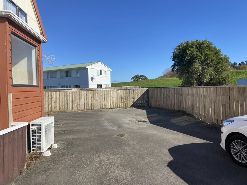 4/39B MILLS ST, BOULCOTT, LOWER HUTT - Carousel 17