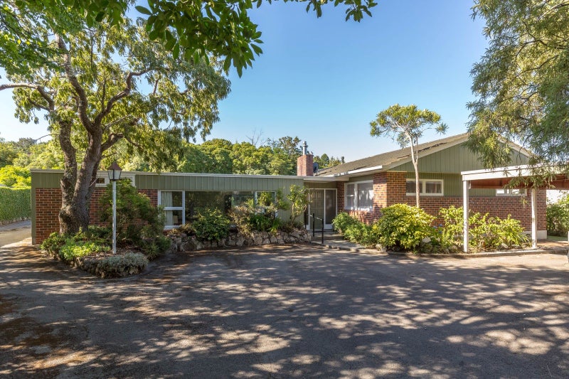 8 Terrace End, Lansdowne, Masterton - Carousel 1