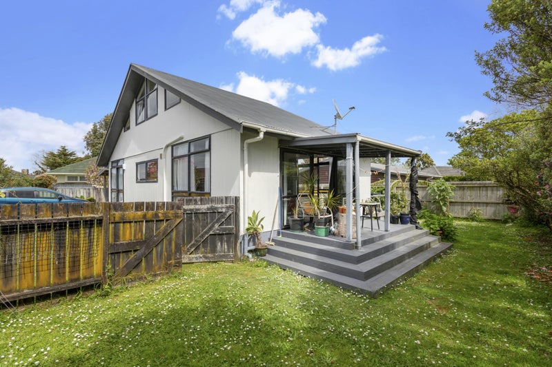 4/25A BEACH RD, Te Atatu Peninsula, Waitakere - Carousel 1
