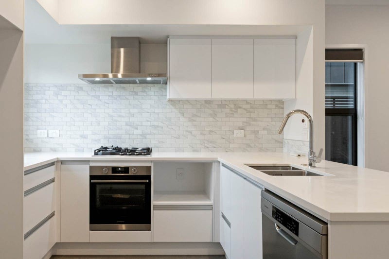 12 Manarini Road, Westgate, Auckland - Carousel 2