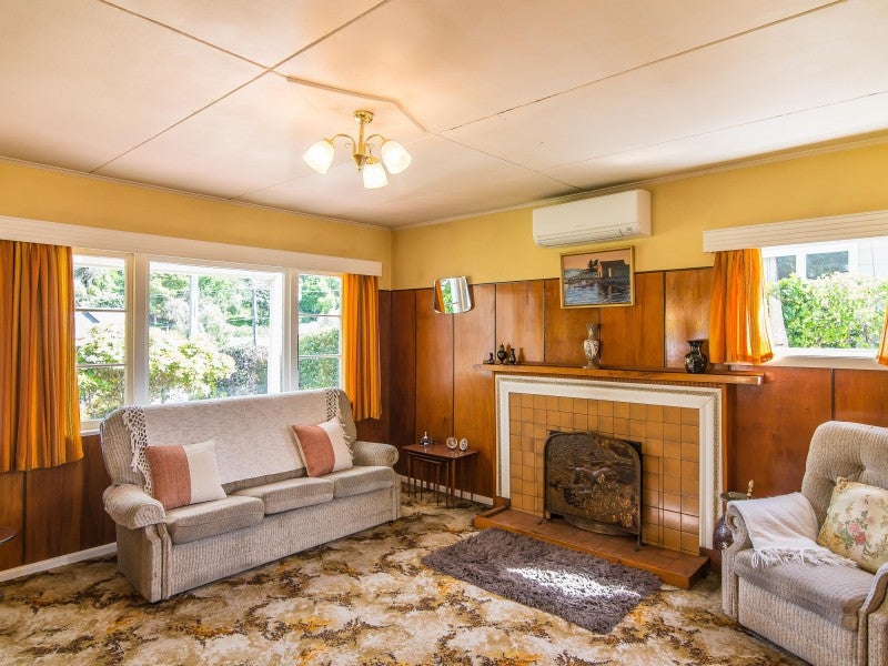 13 Dell Road, Raumati South, Paraparaumu - Carousel 2