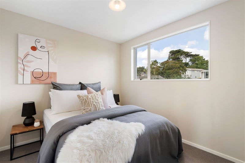 18/242 Great North Road, Henderson, Auckland - Carousel 11