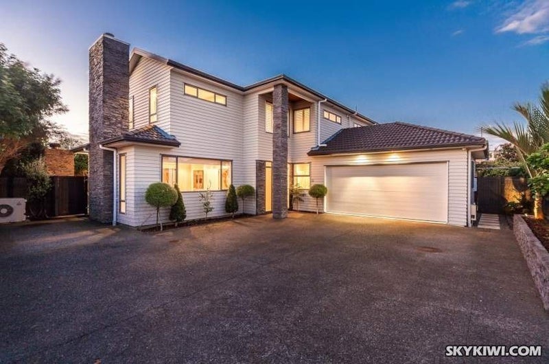 57A Oakley Avenue, Waterview, Auckland - Carousel 1