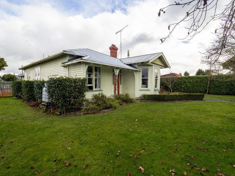 38 Wellington Street, Hampstead, Ashburton - Carousel 2