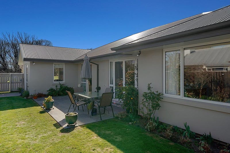 30 Crombie Green, Northwood, Christchurch - Carousel 24
