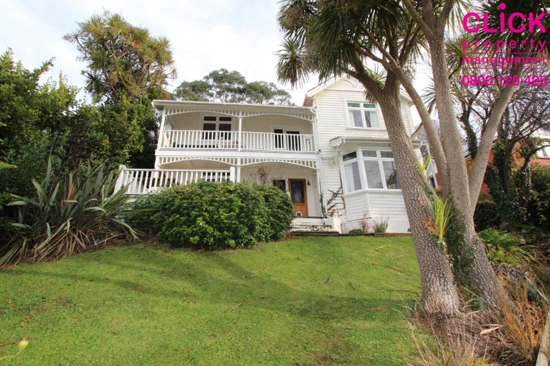 30 Norfolk Street, Saint Clair, Dunedin - Carousel 1