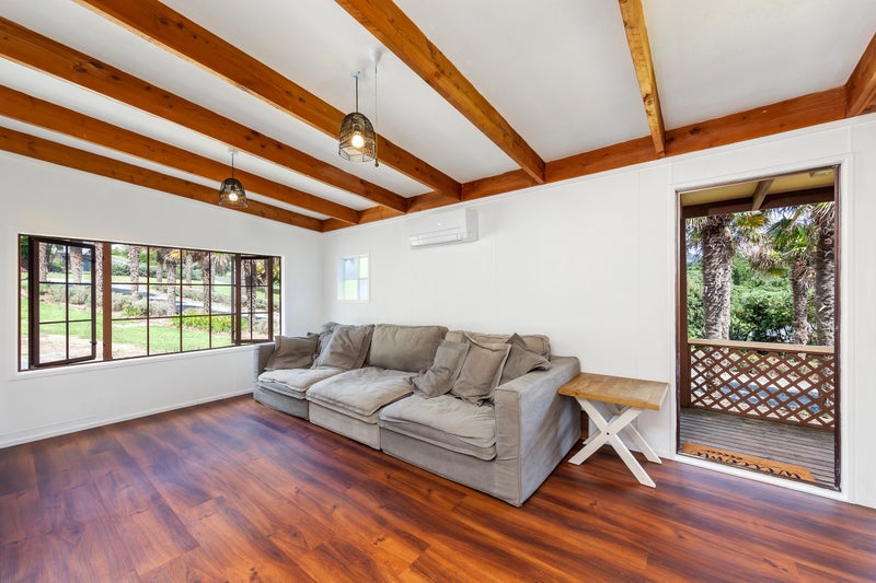 17 Harbour View Road, Point Chevalier, Auckland - Carousel 35