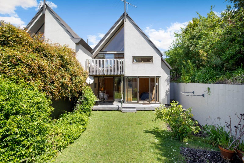 2A Nihill Crescent, Orakei, Auckland - Carousel 1