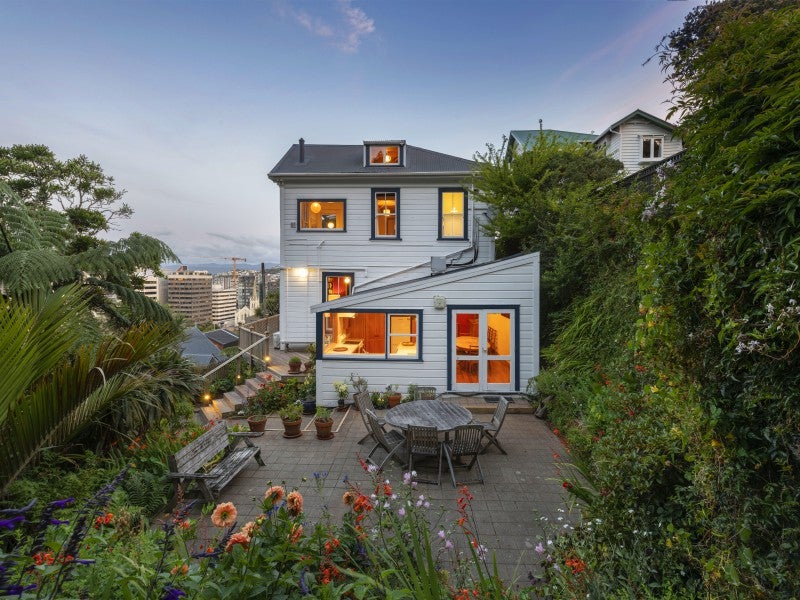 348 The Terrace, Te Aro, Wellington - Carousel 10
