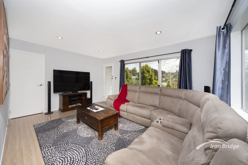 1/54 Stapleford Crescent, Browns Bay, Auckland - Carousel 2