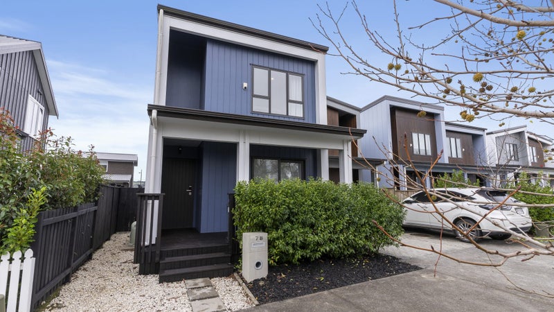 7B Kahui Parade, Karaka, Papakura - Carousel 1