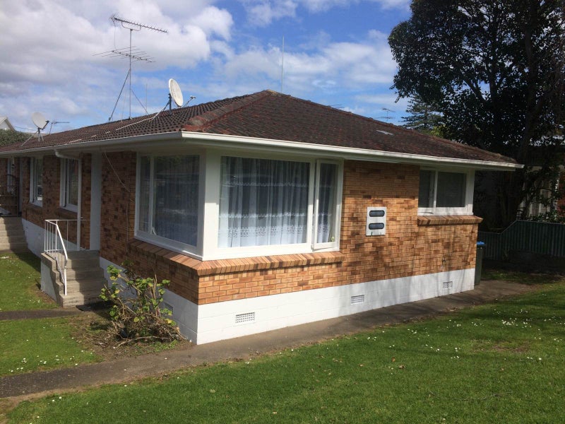 9 Waipuna Road, Mount Wellington, Auckland - Carousel 1