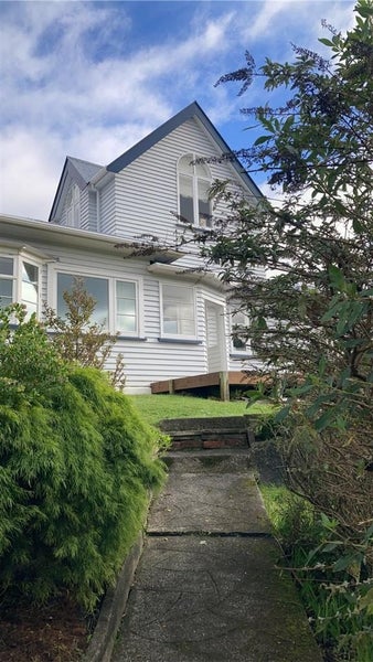 41 Farm Road, Northland, Wellington - Carousel 1