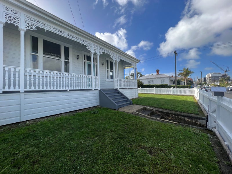 33 Murdoch Road, Grey Lynn, Auckland - Carousel 1