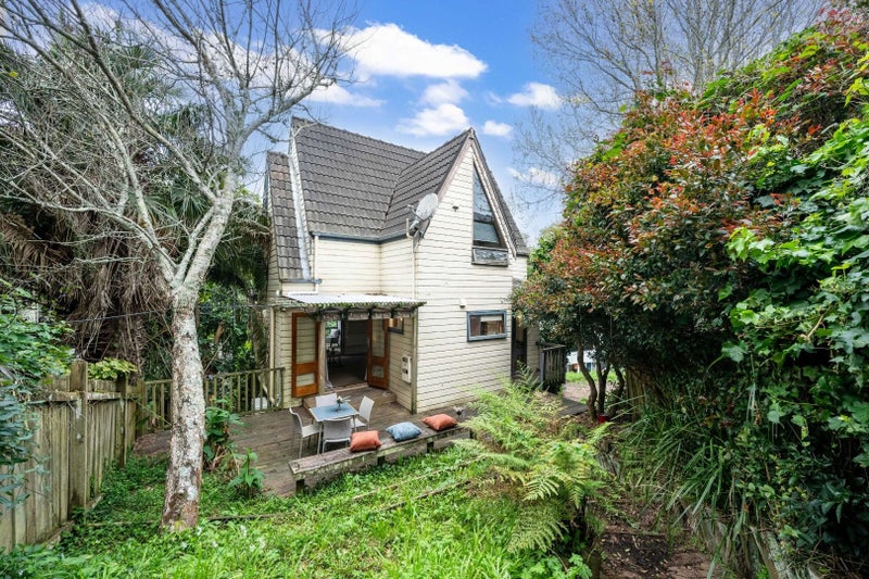 26 Ruskin Street, Parnell, Auckland - Carousel 1