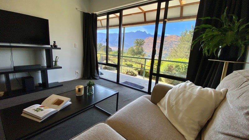 19/43 GOLDRIDGE WAY, FRANKTON RD, QUEENSTOWN - Carousel 2