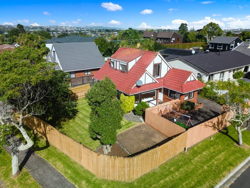 1/34 Himalaya Drive, Half Moon Bay, Auckland - Carousel 1