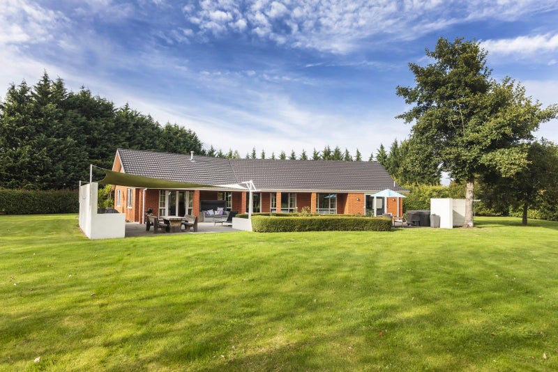 46 Verona Place, Kaiapoi - Carousel 1