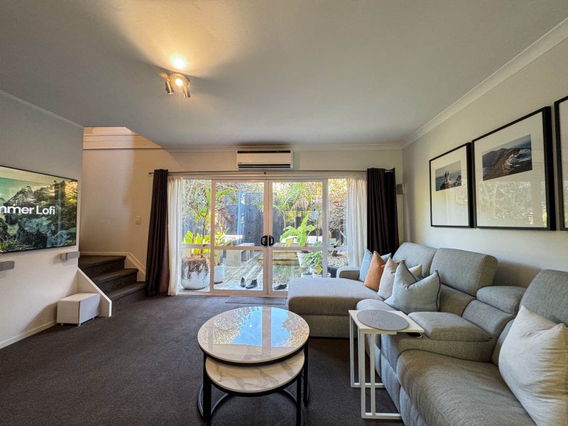 3/73 Ngatiawa Street, Onehunga, Auckland - Carousel 2