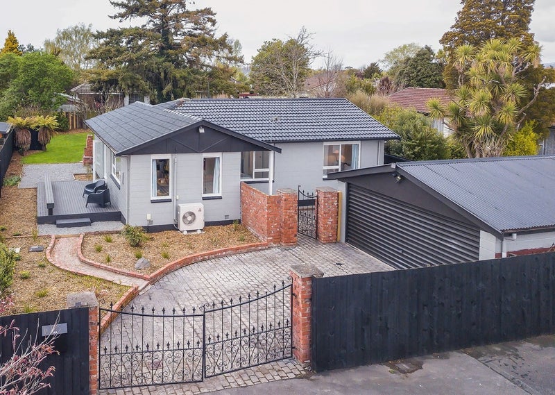 15A Monteath Place, Redwood, Christchurch - Carousel 1