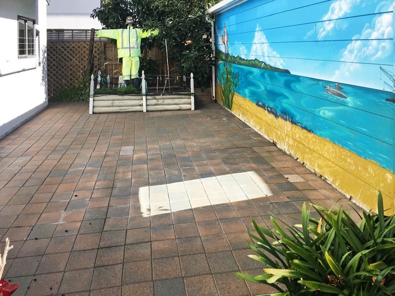 1/8 Meeanee Quay, Westshore, Napier - Carousel 8