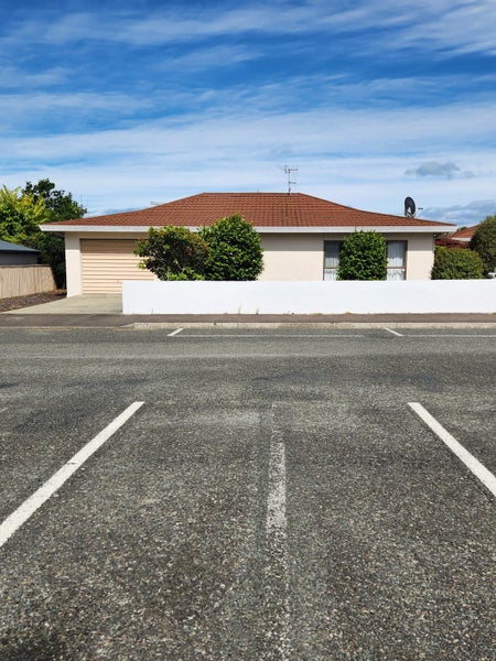 3 Sovereign Street, The Wood, Nelson - Carousel 2