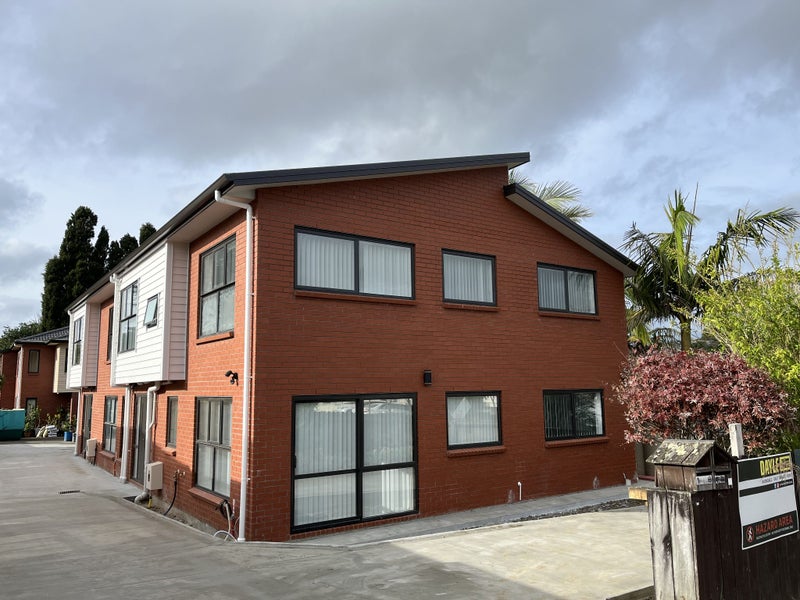1408B Dominion Road, Mount Roskill, Auckland - Carousel 1