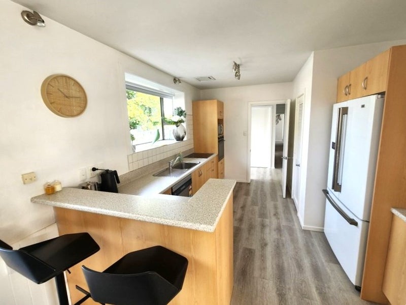 6 Lombard Place, Avonhead, Christchurch - Carousel 2