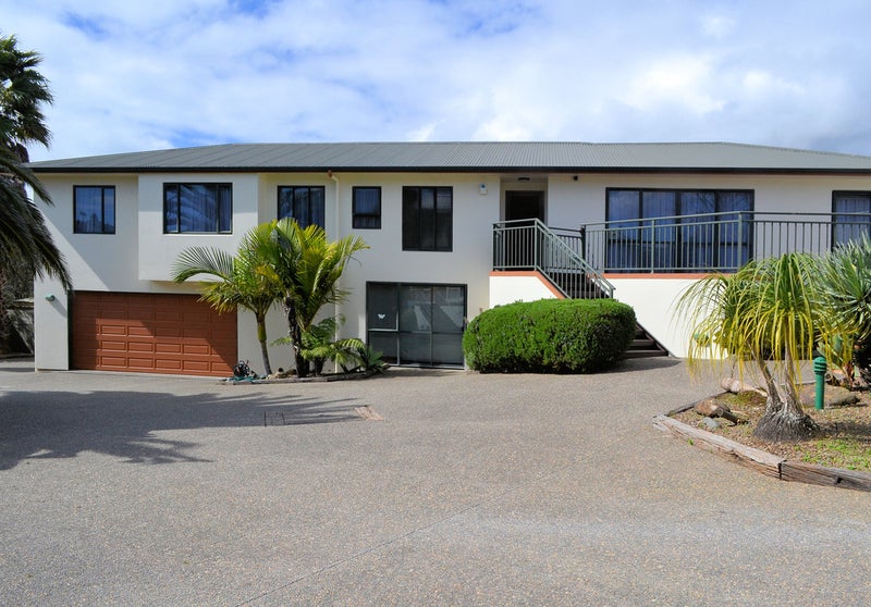 107A Litten Road, Cockle Bay, Auckland - Carousel 1