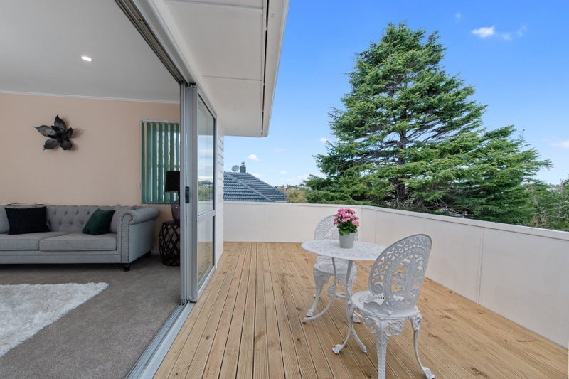 43 Lynden Avenue, Hillcrest, Auckland - Carousel 21