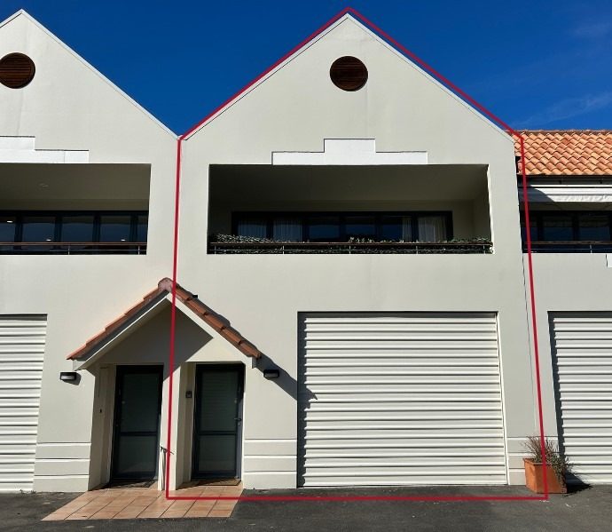 7/45 Beach Road, Waikawa, Picton - Carousel 1