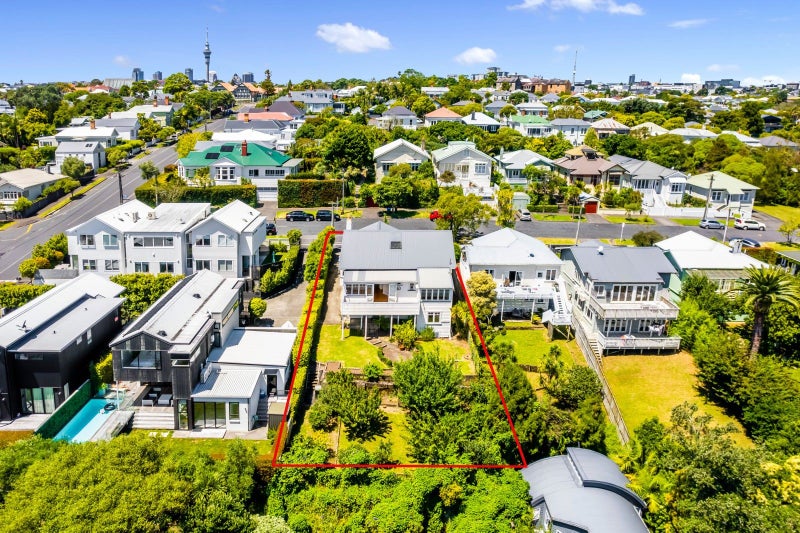 21 Farrar Street, Grey Lynn, Auckland - Carousel 2