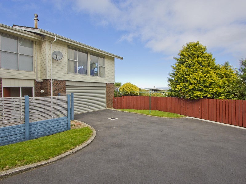 44 Mulberry Street, Maungaraki, Lower Hutt - Carousel 2