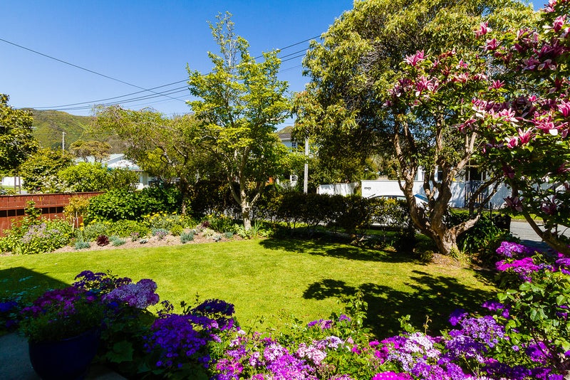 36 Fairfield Avenue, Fairfield, Lower Hutt - Carousel 2