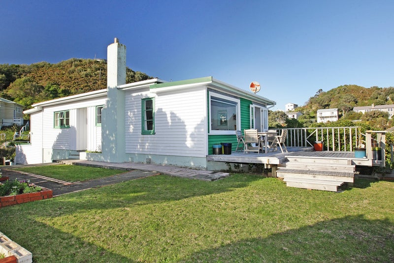 49 Sidlaw Street, Strathmore Park, Wellington - Carousel 1